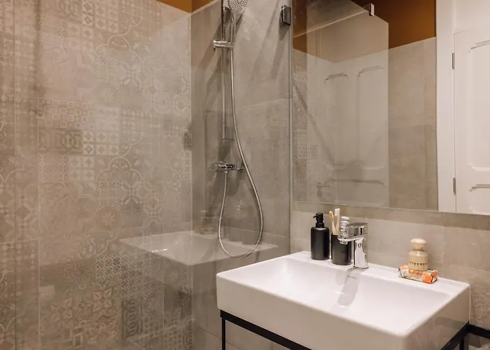 Kwenge - 1 Bedroom And Terrace In Avenidas Novas *